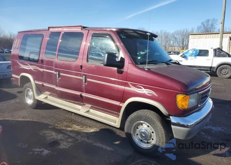 2005 Ford Econoline E250 Van z USA, uszkodzony, nr VIN 1FDNE24L05HA77902